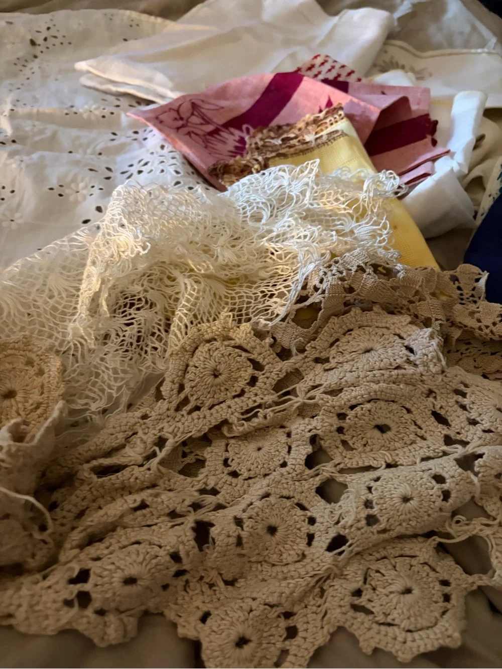 Big Ole of Vintage Linen